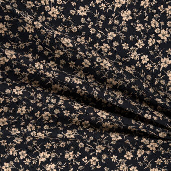 Cotton fabric PREMIUM FLOWERS ON BLACK #8135-02