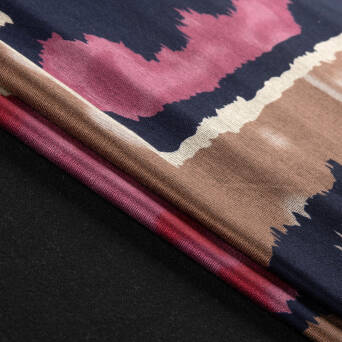 PUNTO fabric PINK AND BEIGE ON NAVY BLUE
