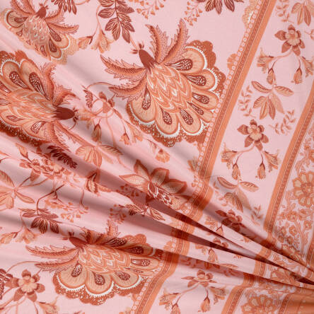 Tkanina wiskozowa BORDER INDIAN FLOWERS PINK 2860 #01 Ostatni kupon 1,8 m