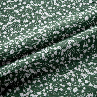 CRESHED cotton fabric flowers on green