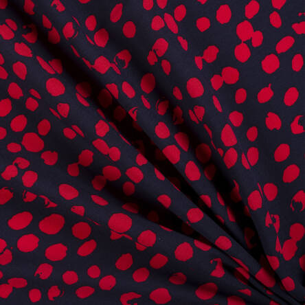 Tkanina sukienkowa - czerwone kropki na granacie